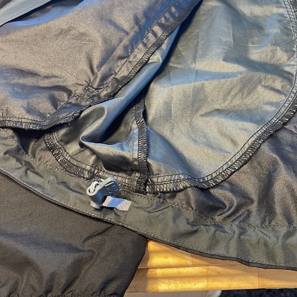 Helly Hansen Waterproof Jacket P - image 7